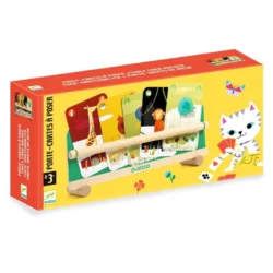 DJECO – JEU DE CARTES – Porte-cartes à poser – FSC 100%
